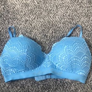 New without tags VS Bra